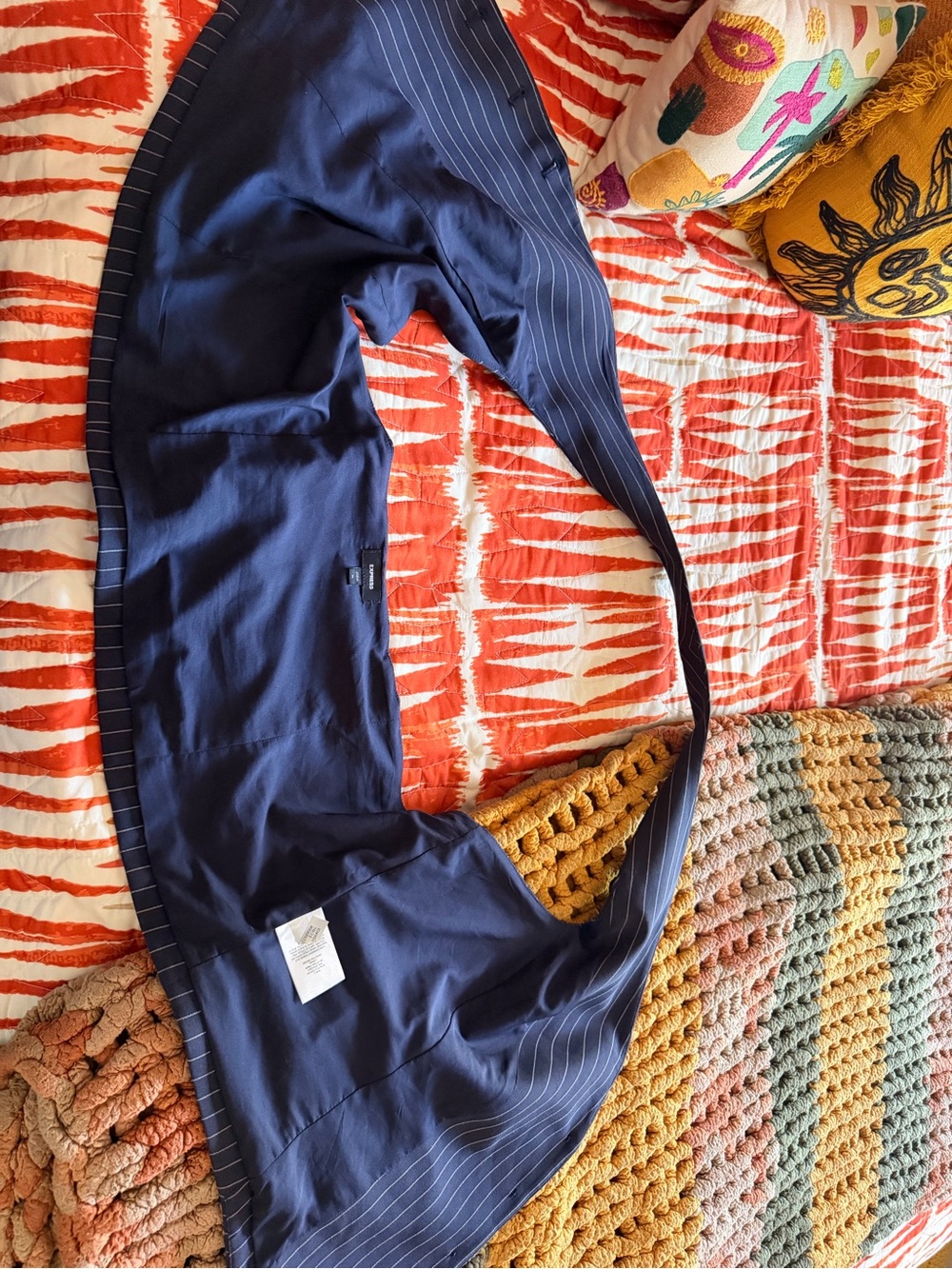 Express Navy Pinstripe Vest and Wide-Leg Pantsuit - Picture 8 of 9